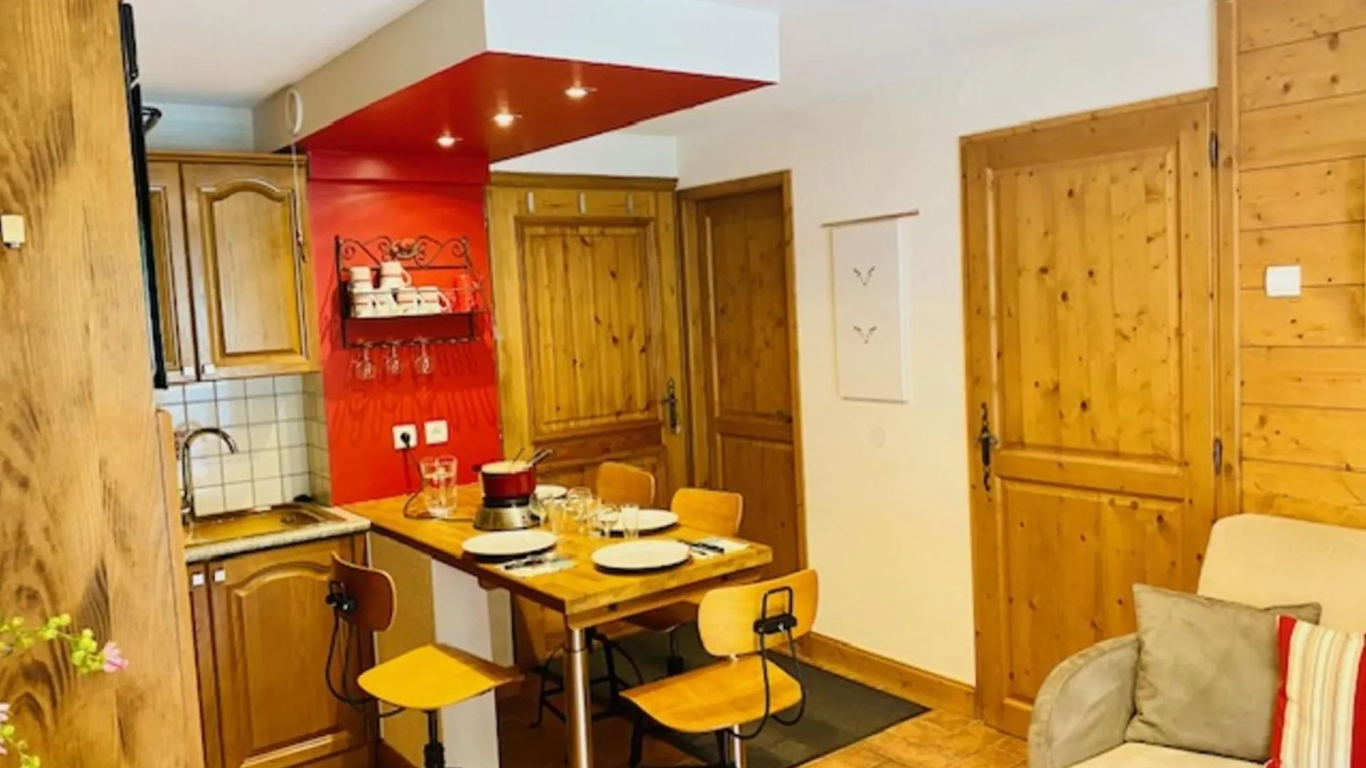 Slopes Of Les Houches 25 M With Balcony Apartment